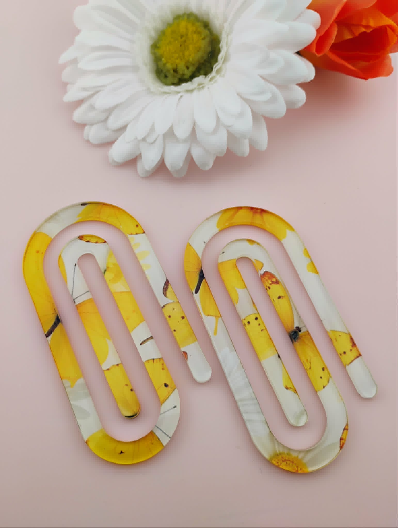 Jumbo Paper Clips 2PK-YE